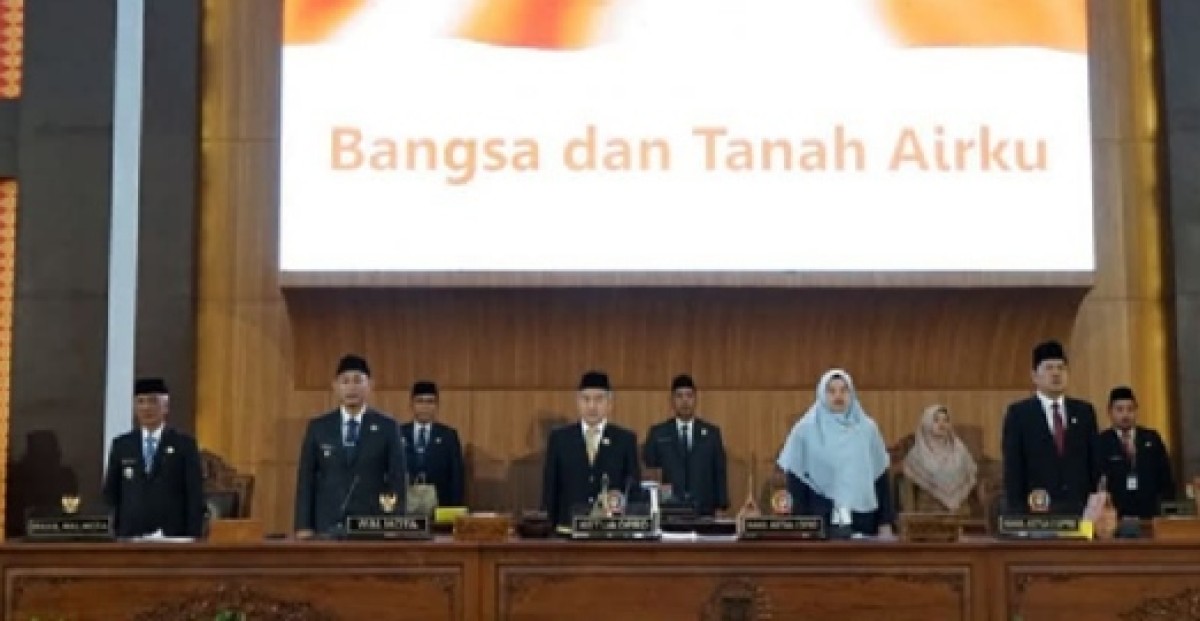DPRD Paripurna Perdana Pidata Walikota dan Wakil Walikota Periode 2025-2030