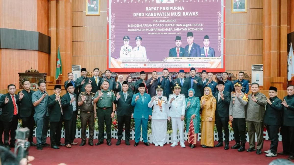 Usai Ikut Retreat Bupati Hj Ratna Machmud Pidato di Paripurna DPRD Musi Rawas